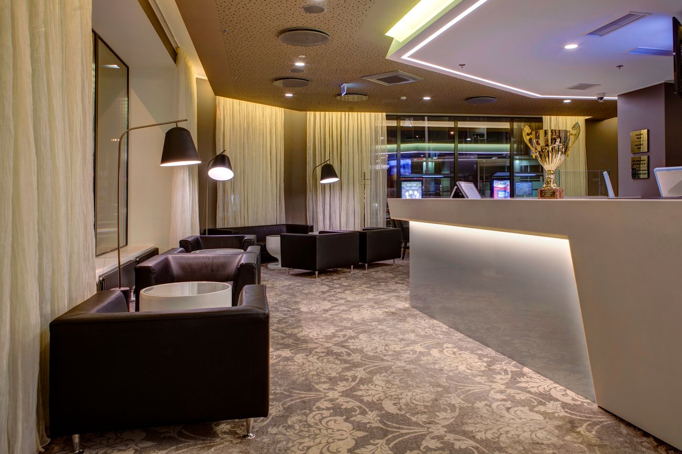 Palace-Hotel-Tallinn--a-member-of-Radisson-Individuals-Lobby-5