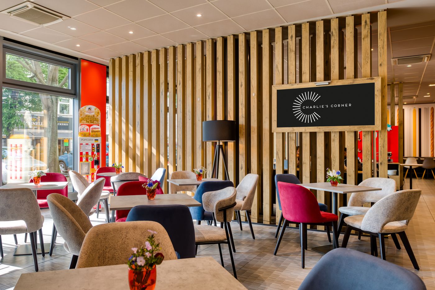 ibis-Berlin-Kurfuerstendamm-Bar-15