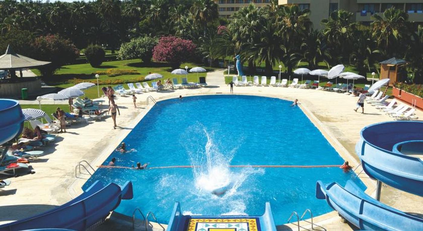 Ozkaymak-Incekum-Hotel-Pool-2