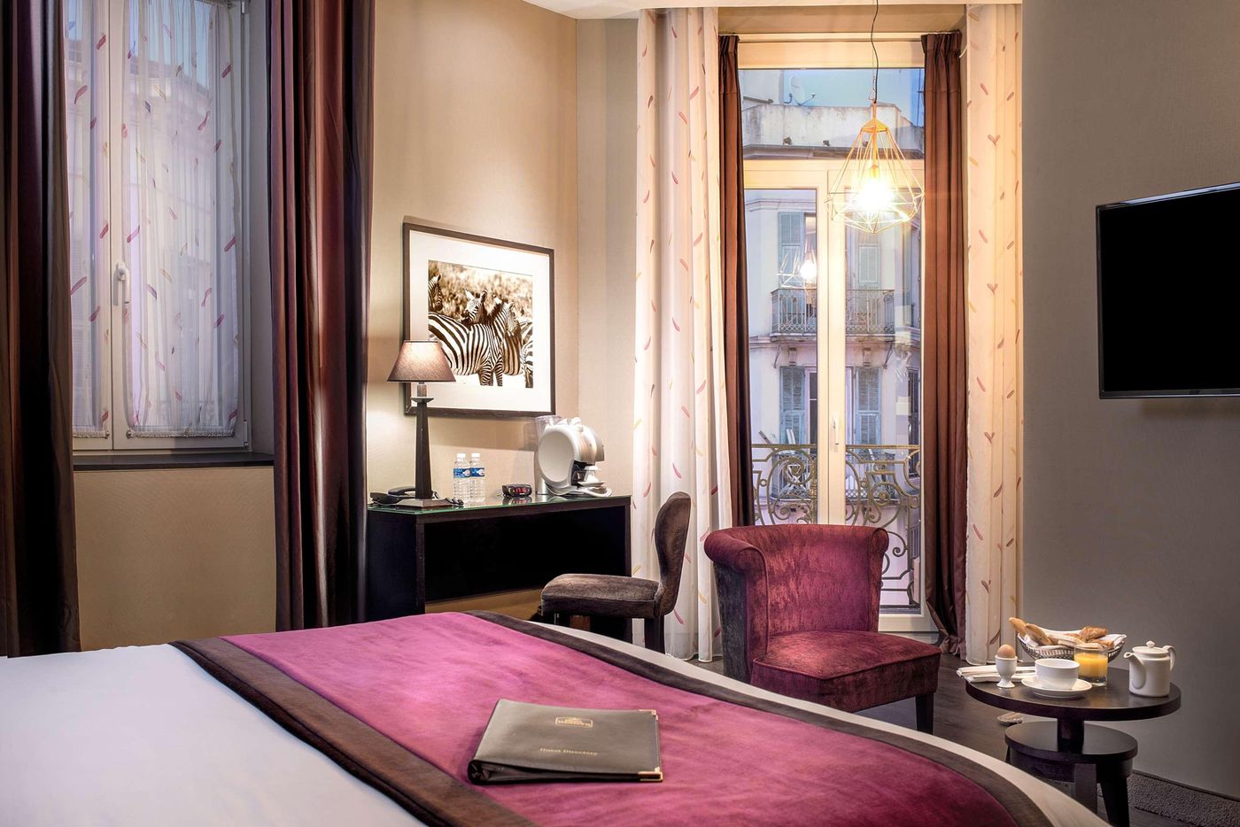 Best-Western-Plus-Nice-Cosy-H----tel-Room-13