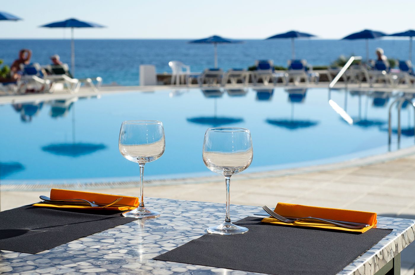 Vistamar-Restaurant-8