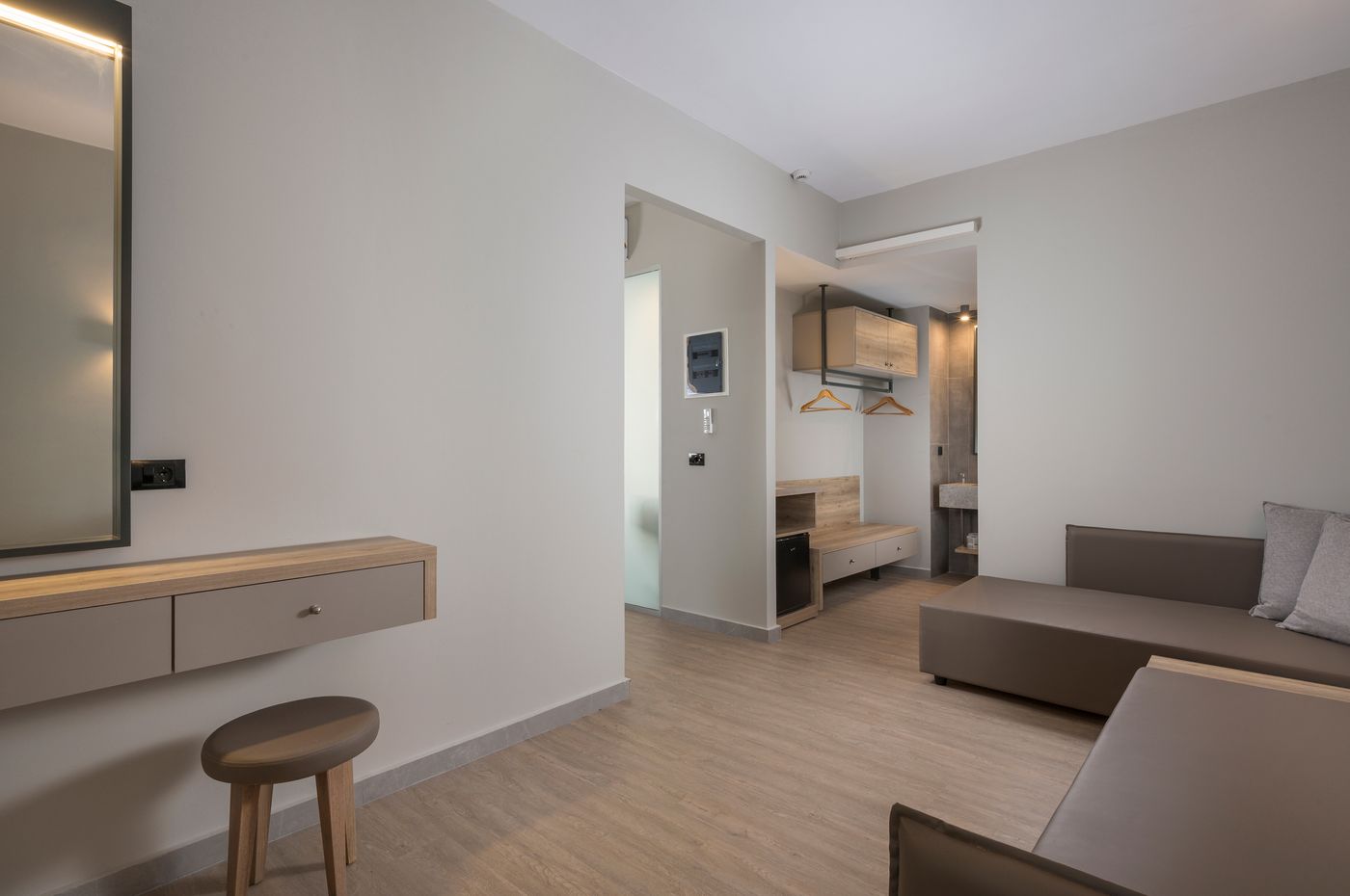 Mare Blue and Suites