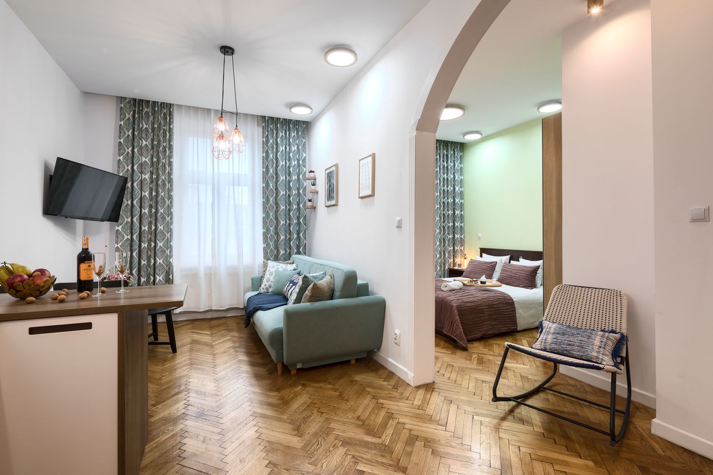 Platinum-Suite-Room-12