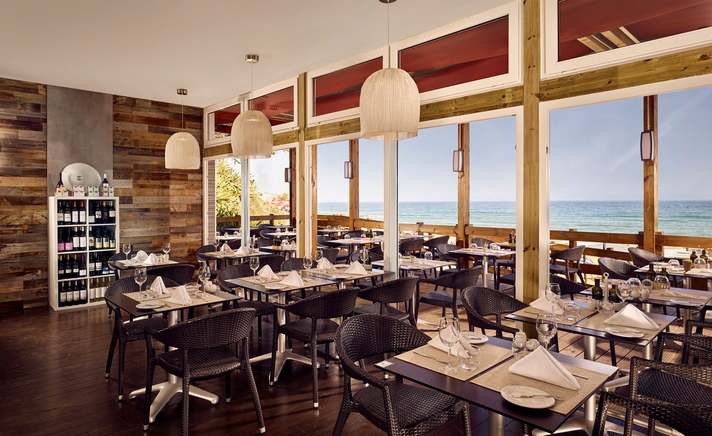 Holiday-Inn-Algarve-Restaurant-32