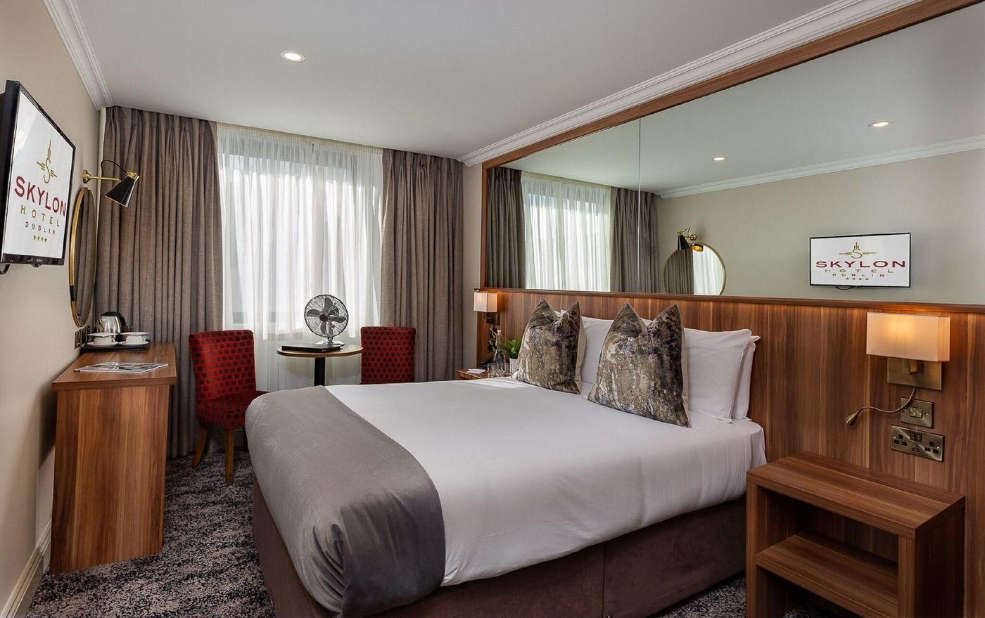 Dublin-Skylon-Hotel-Room-9