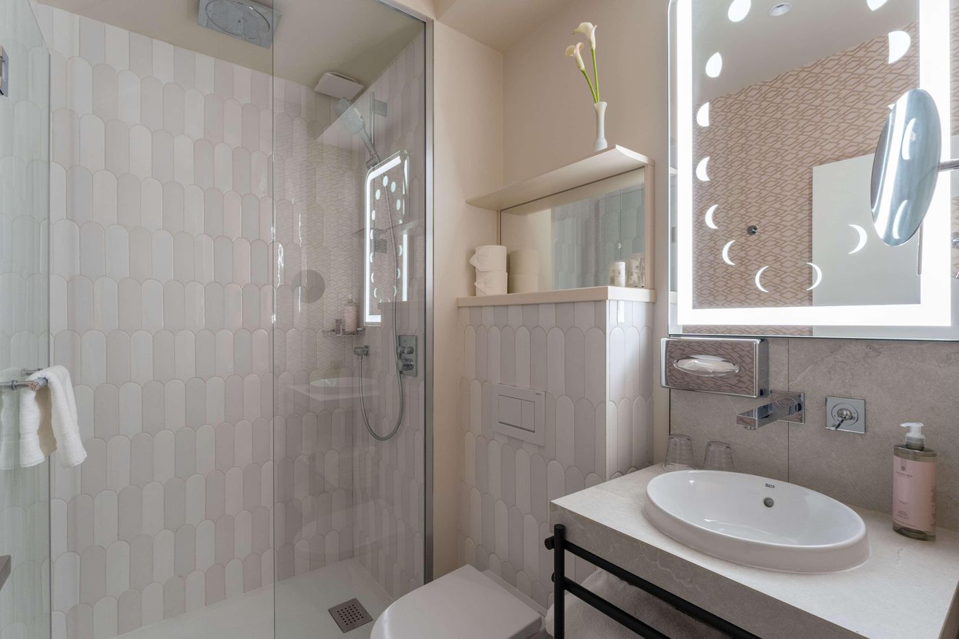 Astra-Opera-Astotel-Room-47