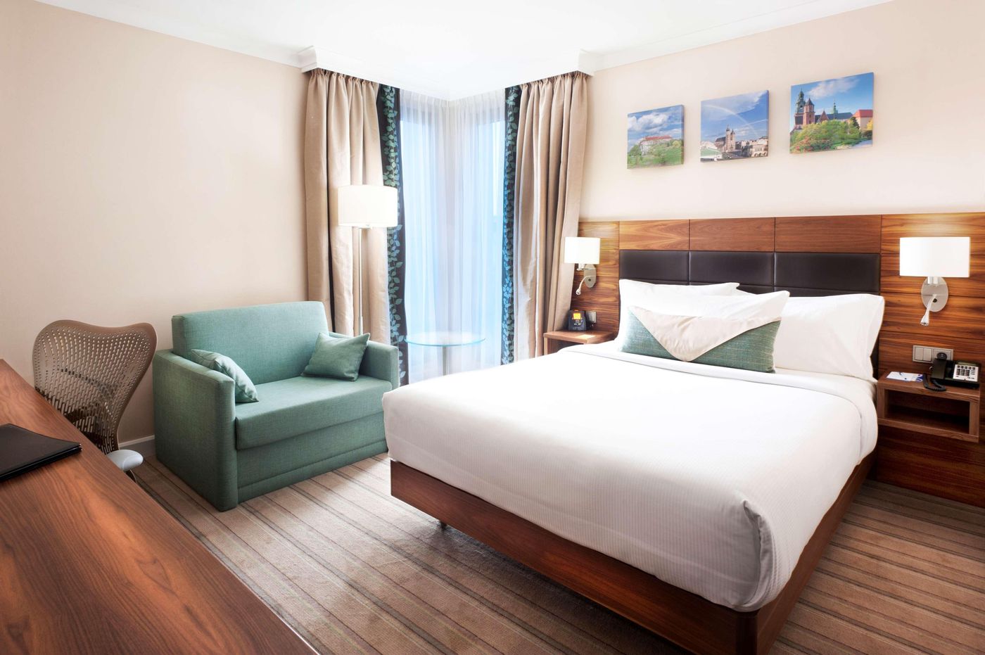Hilton-Garden-Inn-Krakow-Room-22