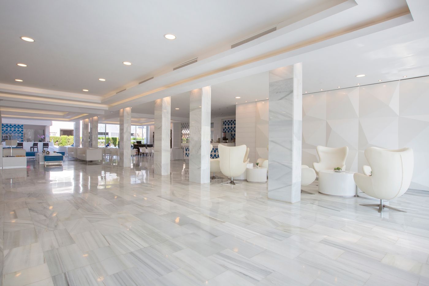 New - Mar Hotels Playa de Muro Suites