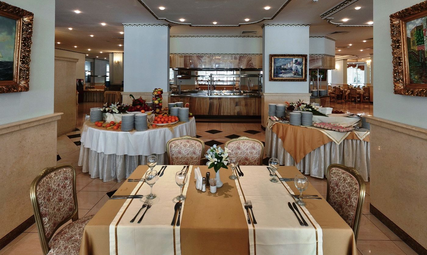 Planeta-Restaurant-14