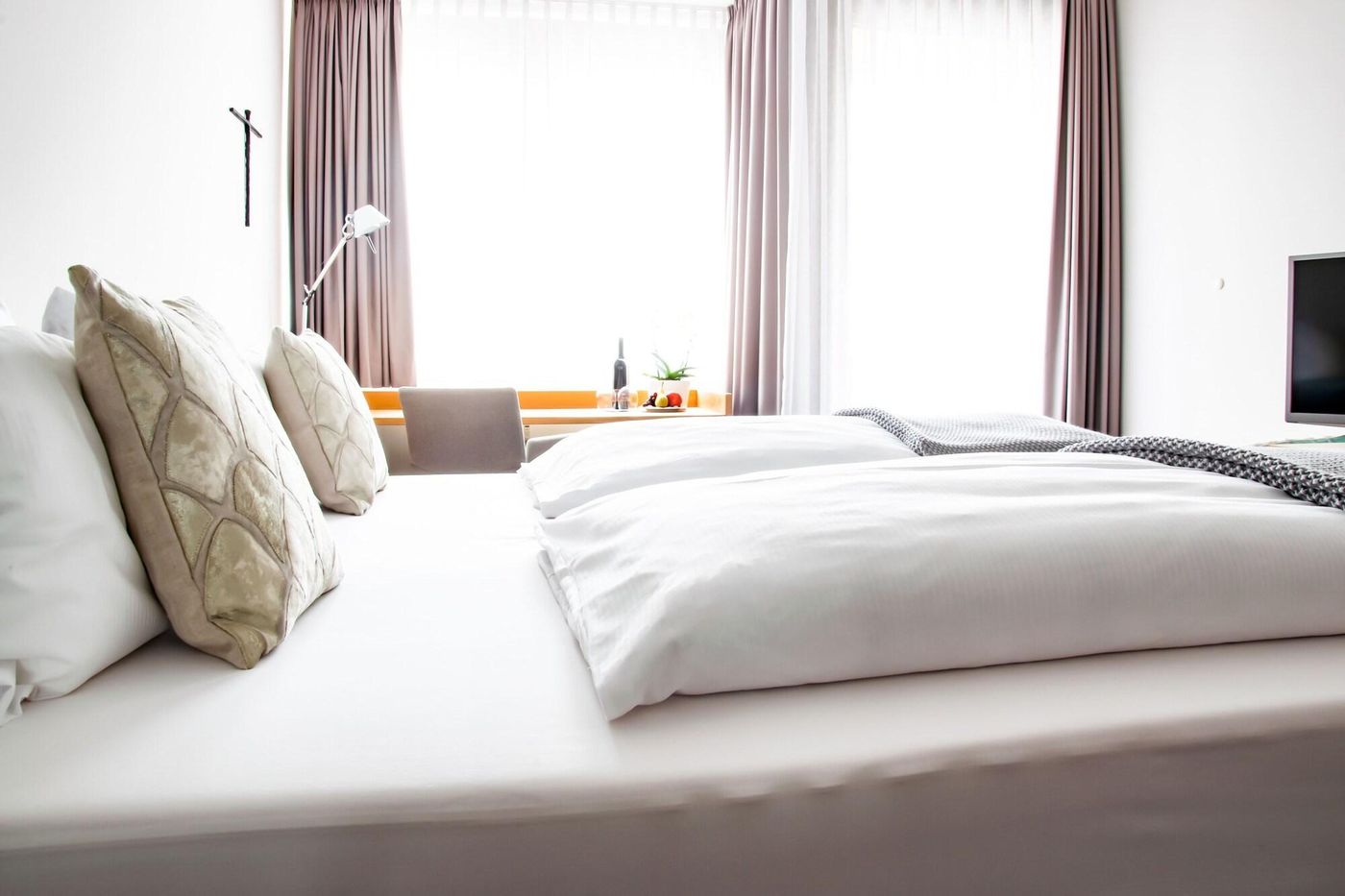 Hotel-Aquino-Berlin-Room-27