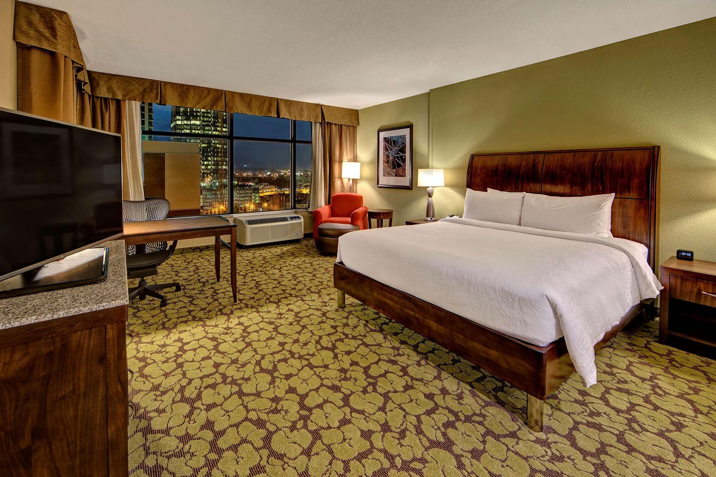 Hilton Garden Inn Nashville Downtown-United States-Nashville-Room-8