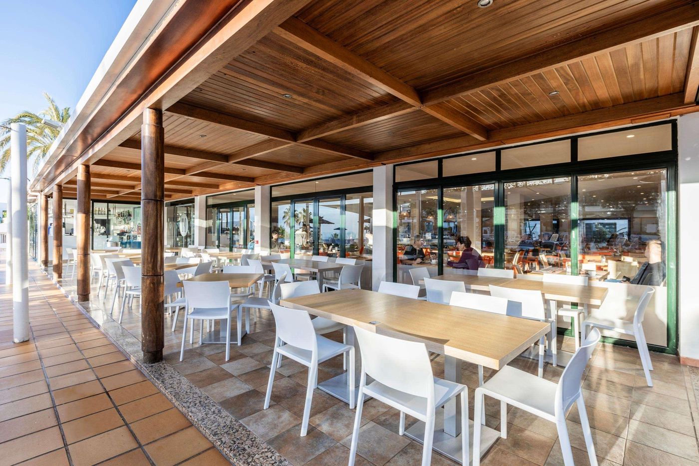 THB-Flora-Restaurant-25