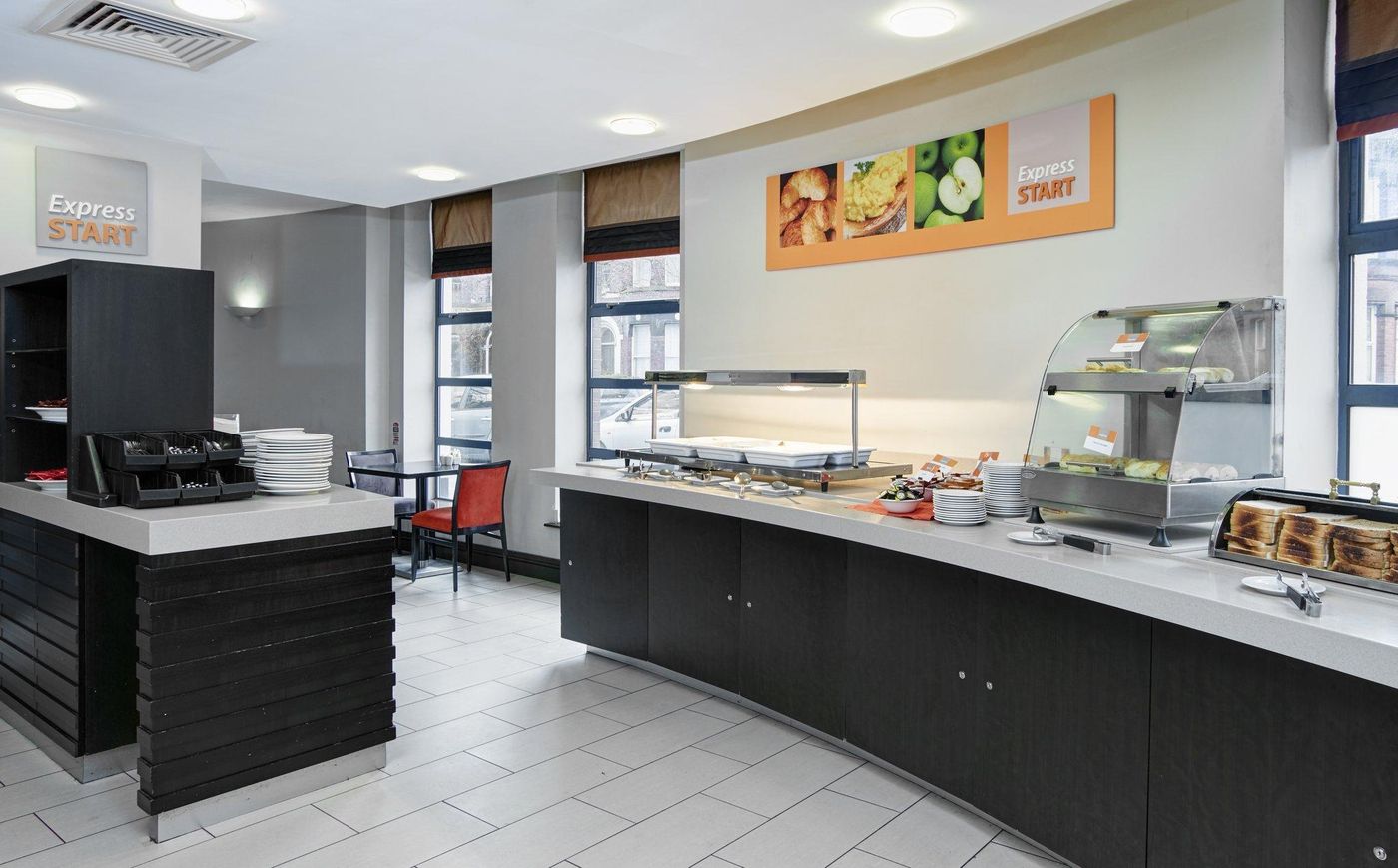 Holiday Inn Express Belfast City - United Kingdom - BELFAST - Restaurant - 4