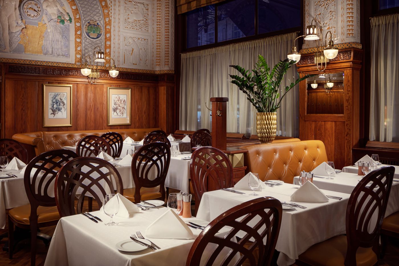 Art-Deco-Imperial-Restaurant-22