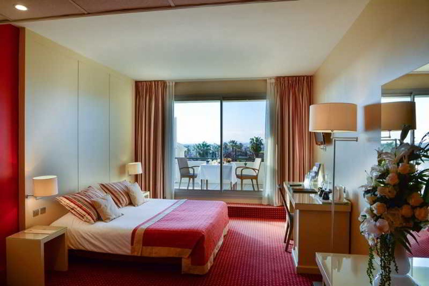 Hotel Des Palmiers-France-HYERES LES PALMIERS-Room-5