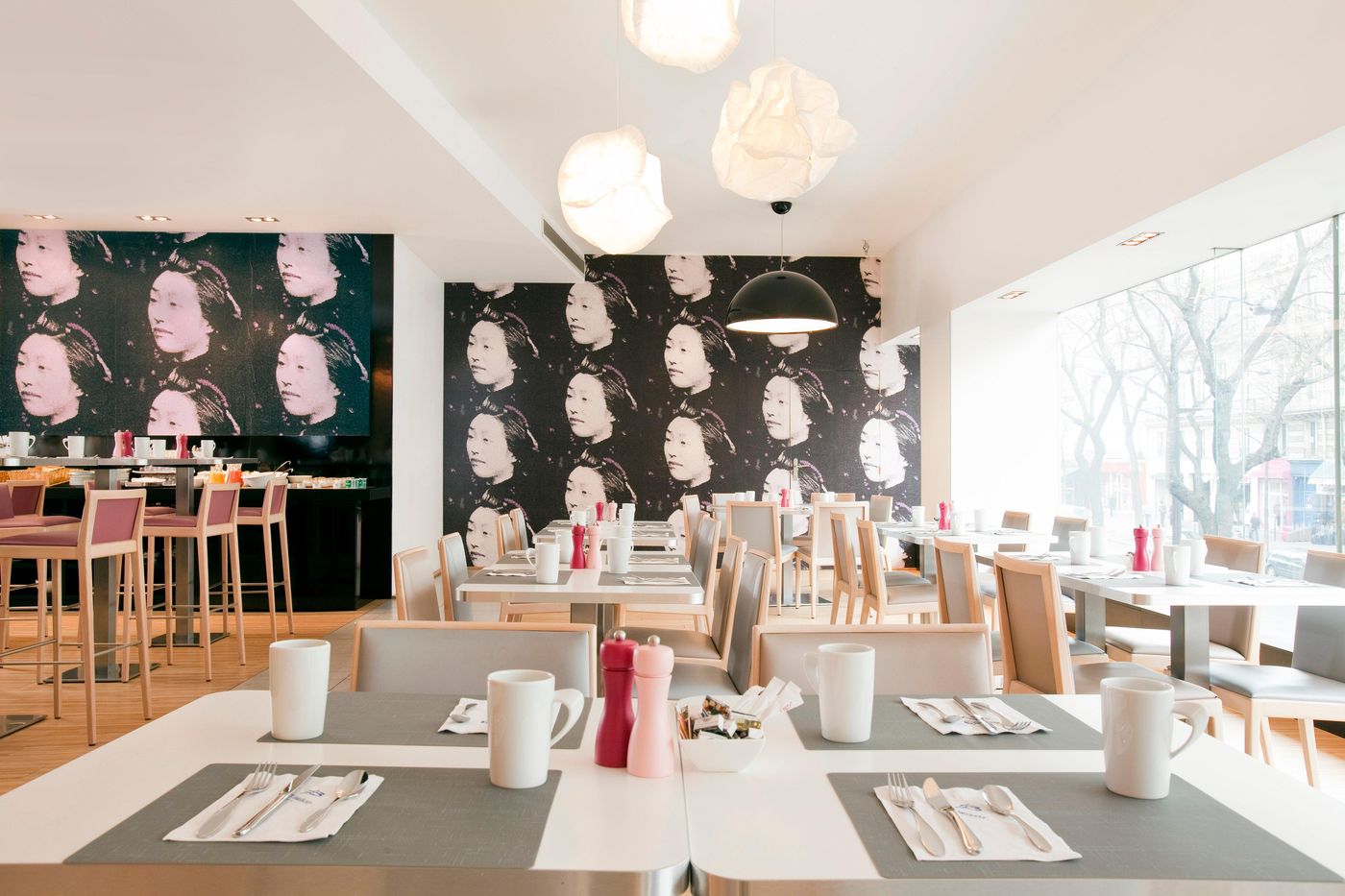 Holiday-Inn-Paris-Opera---Grands-Boulevards-Restaurant-49