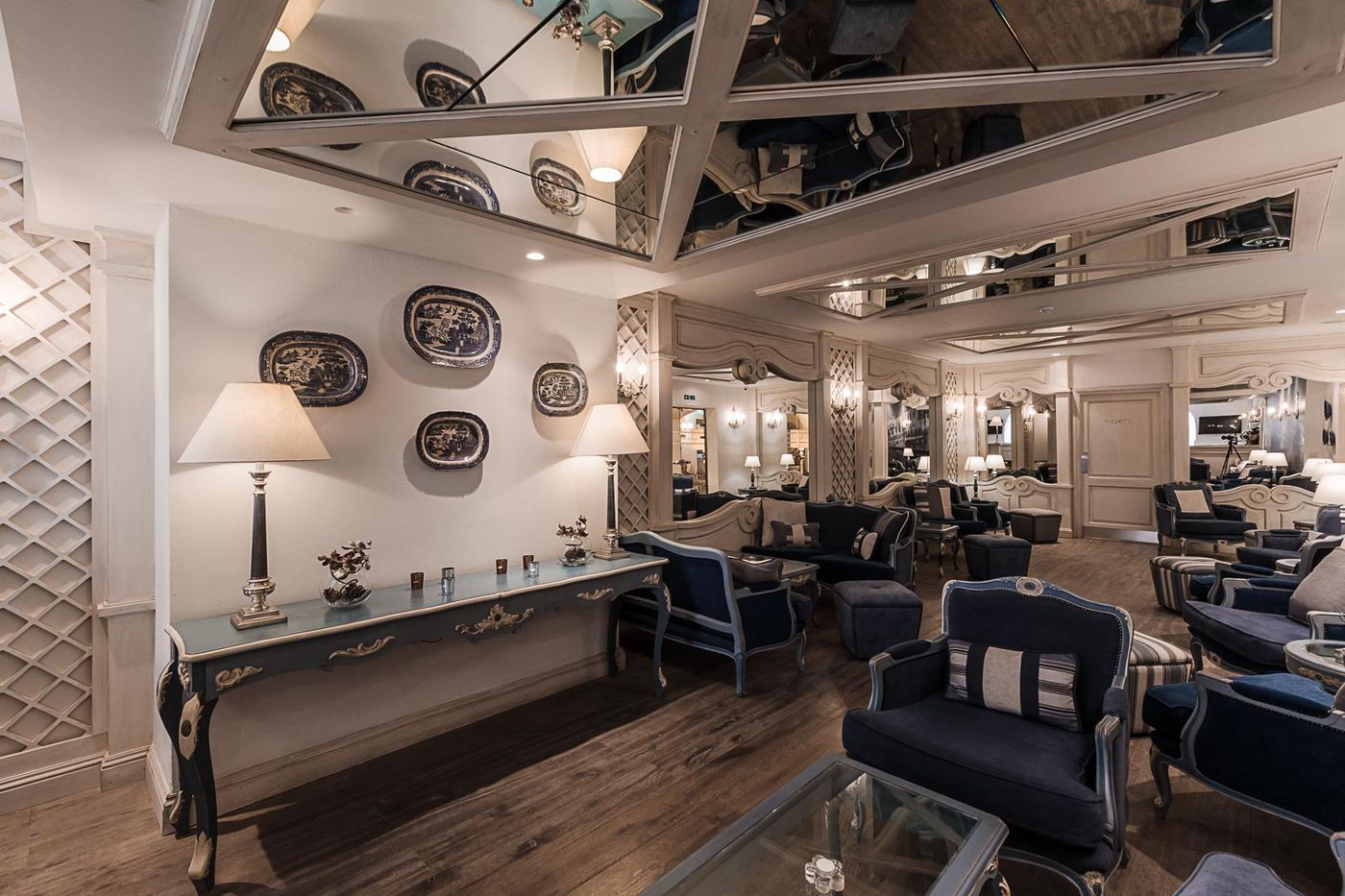 Osborne-Hotel-Bar-61