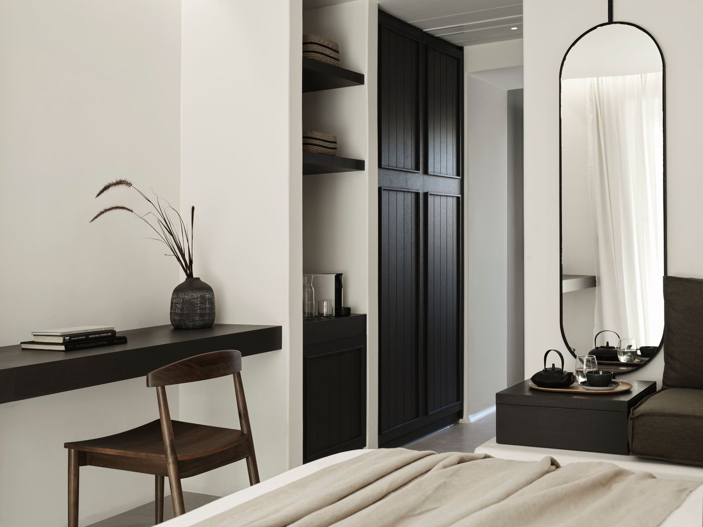 Ezio-Bo-Luxury-Living-Room-34