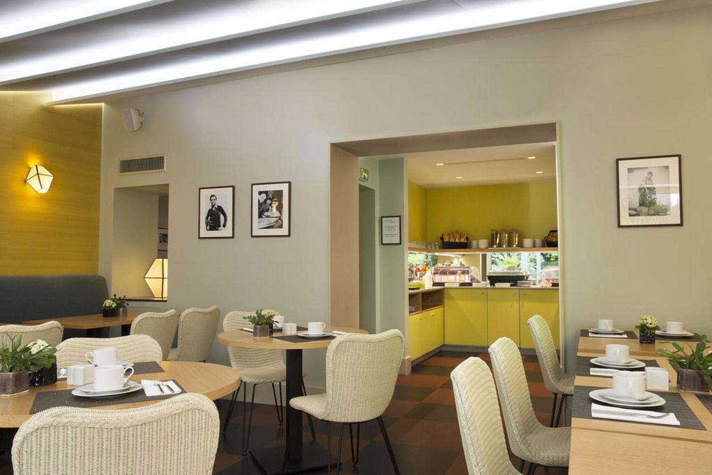 Hotel-A-la-Villa-des-Artistes-Restaurant-6