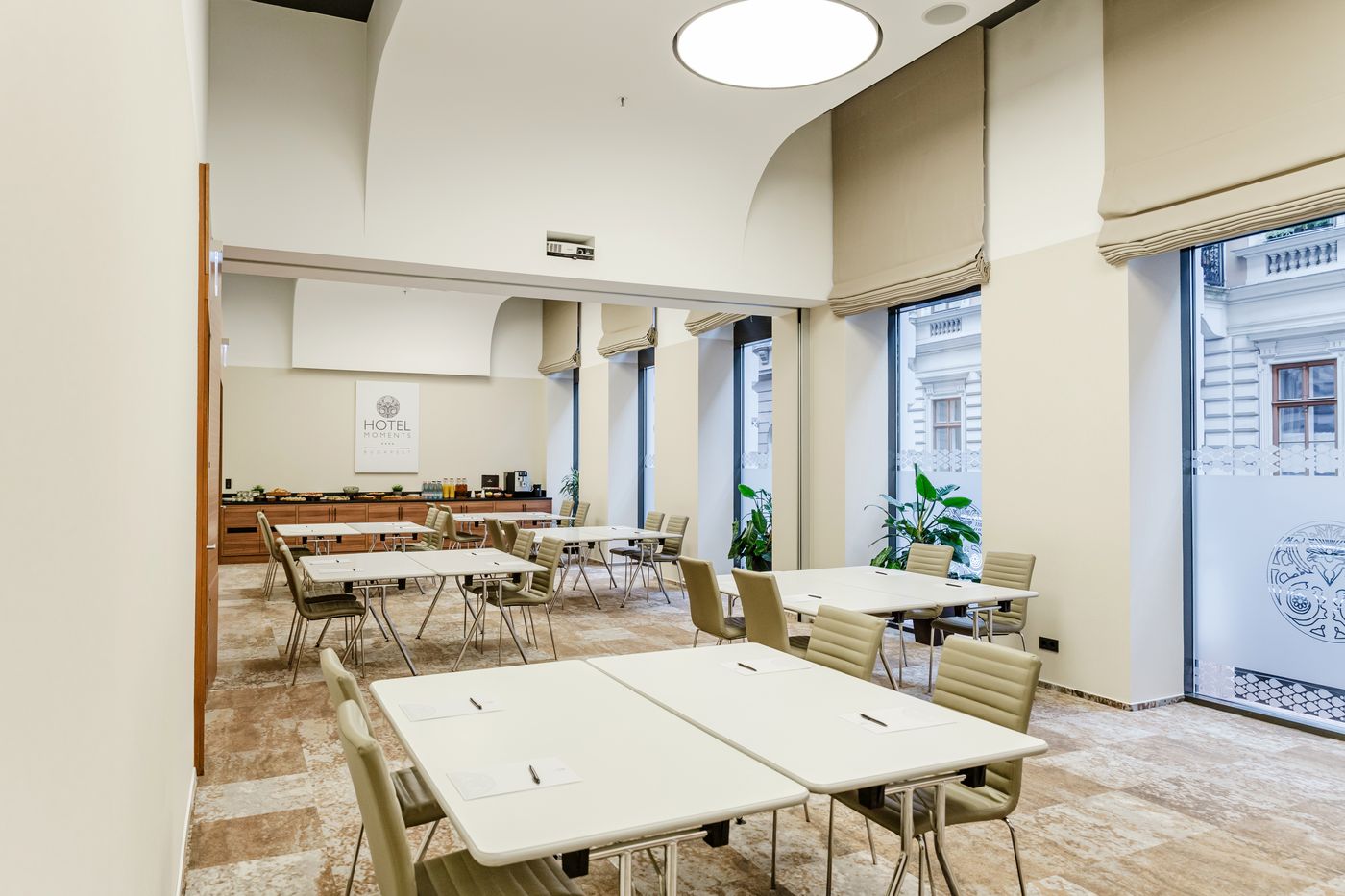 Hotel-Moments-Budapest-Conferences-16