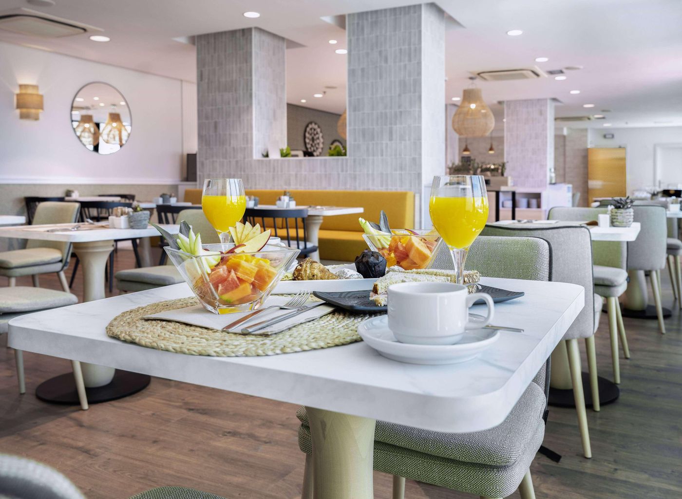 Malaga-Alameda-Centro-Affiliated-by-Melia-Restaurant-35