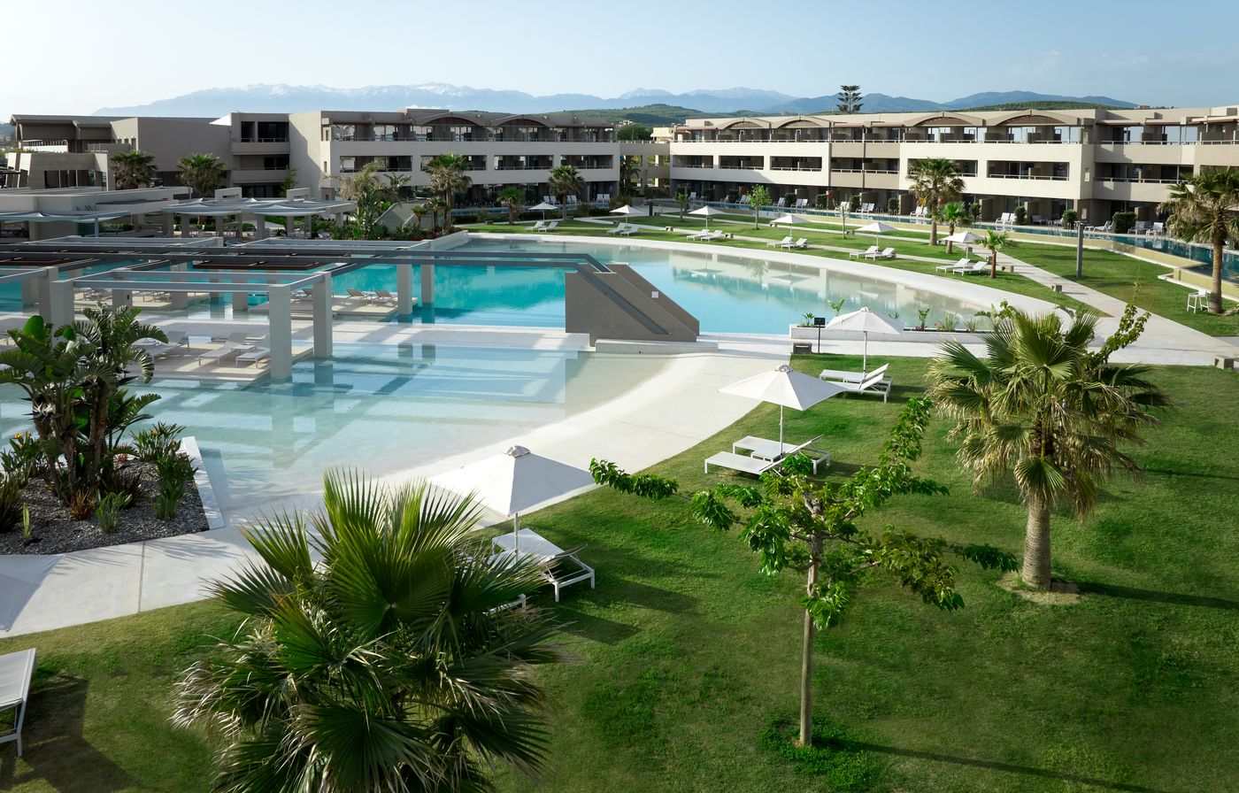 Euphoria-Resort-Pool-2