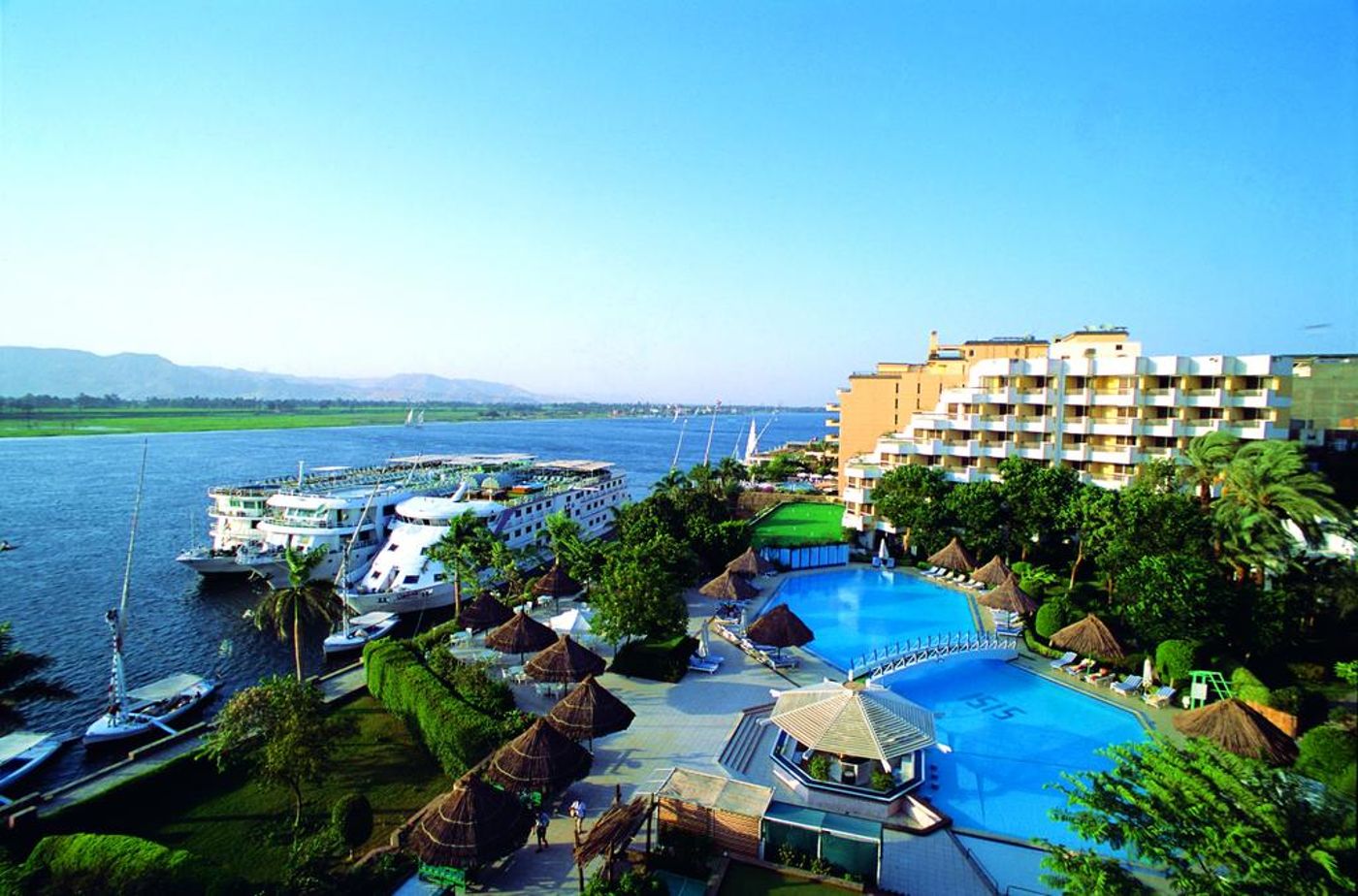 Pyramisa-Hotel-Luxor-Pool-53