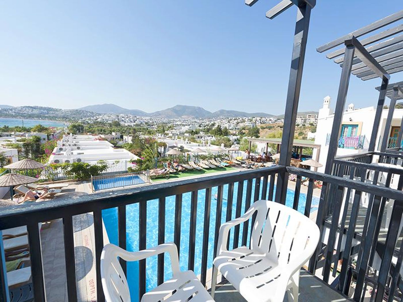 Jasmin-Beach-Hotel-Pool-62