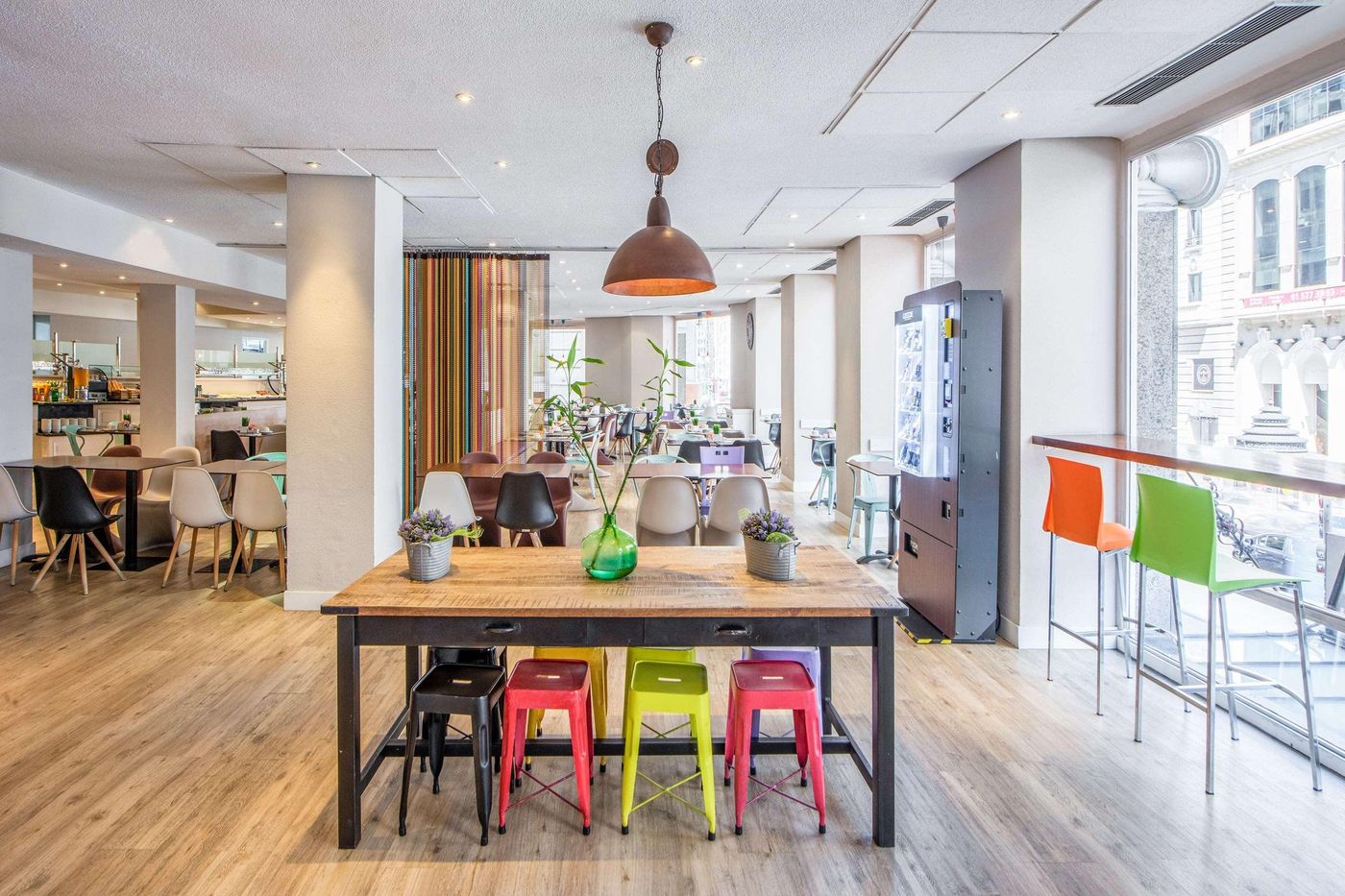 Hotel-Madrid-Gran-V----a-25--managed-by-Meli-----Restaurant-14