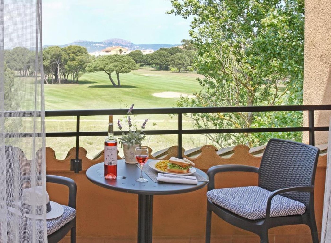 La-Costa-Hotel-Golf---Beach-Resort-Room-63