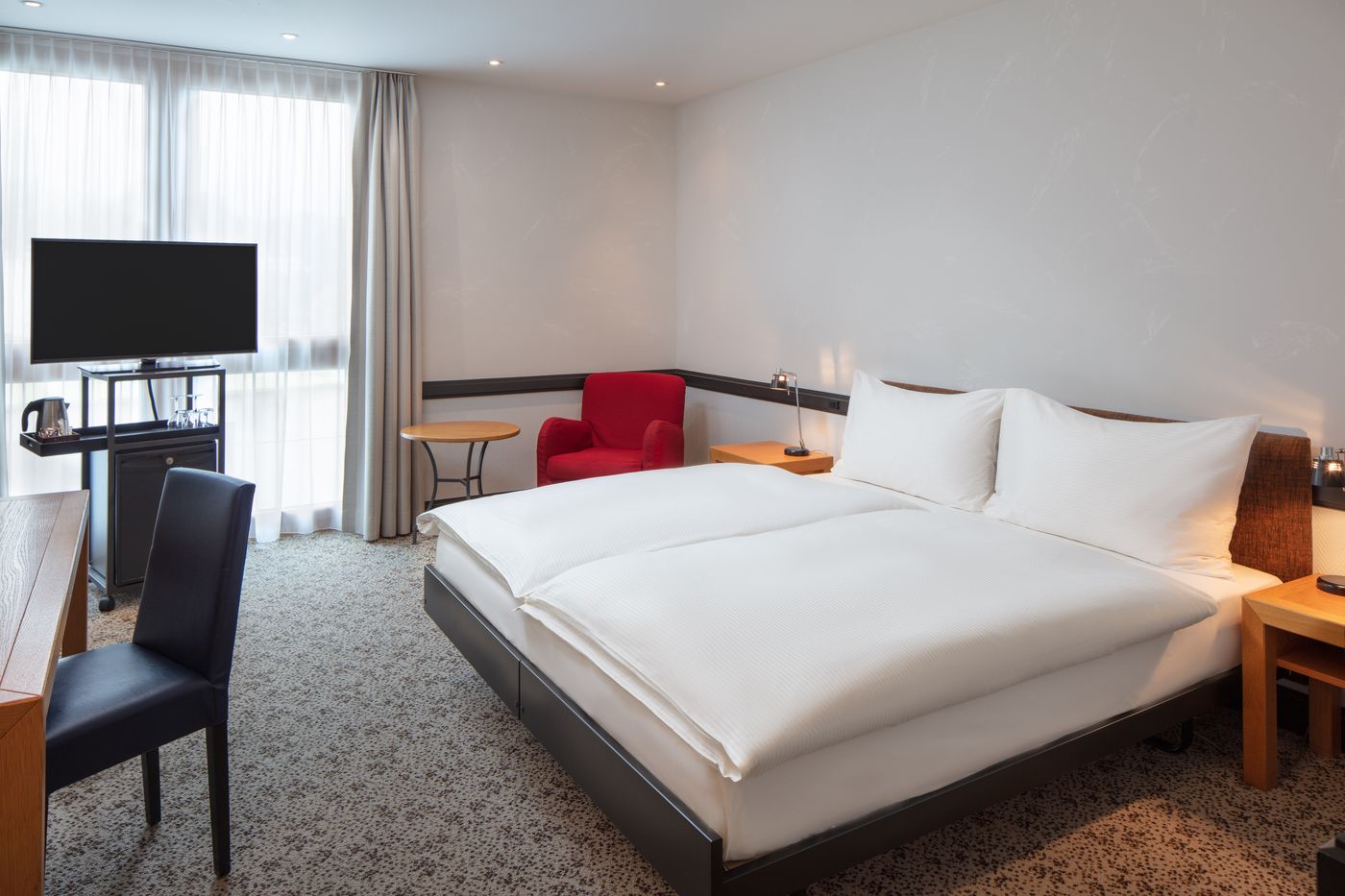 Baslertor-Switzerland-MUTTENZ-Room-4