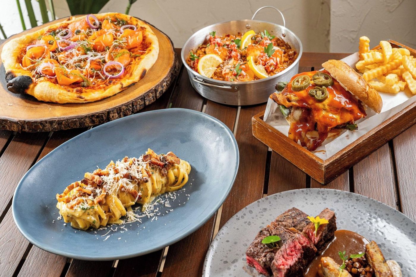 Renaissance-Phuket-Resort---Spa-Restaurant-73