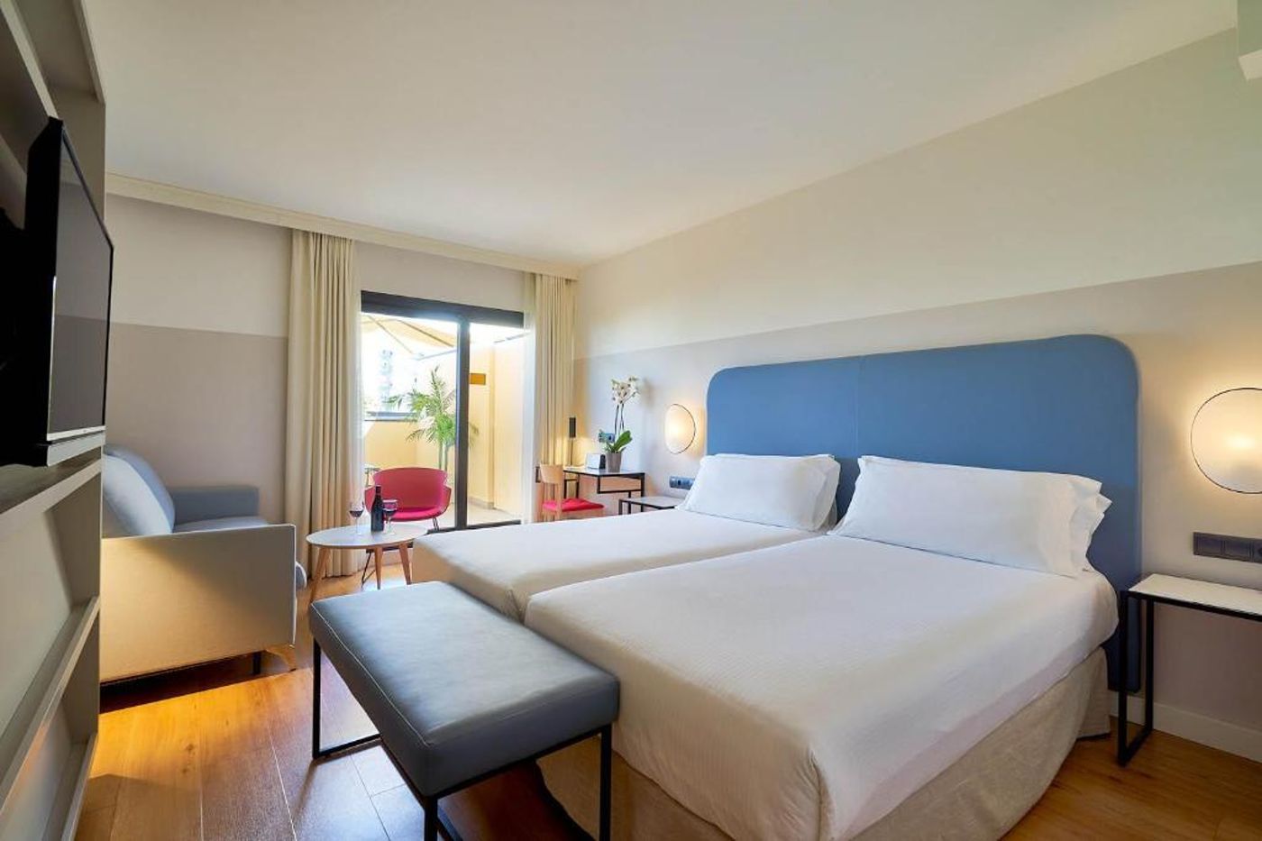 Sercotel-Malaga--ex-Silken-Puerta--Room-7
