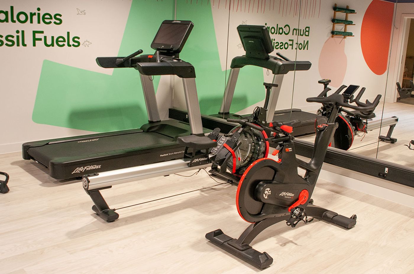 B-B-Hotel-Brussels-Centre-Louise-Sports-and-Entertainment-42