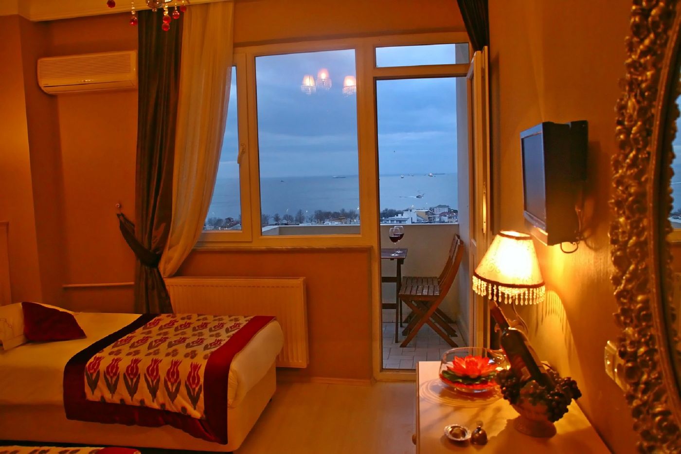 Divas-Boutique-Room-6