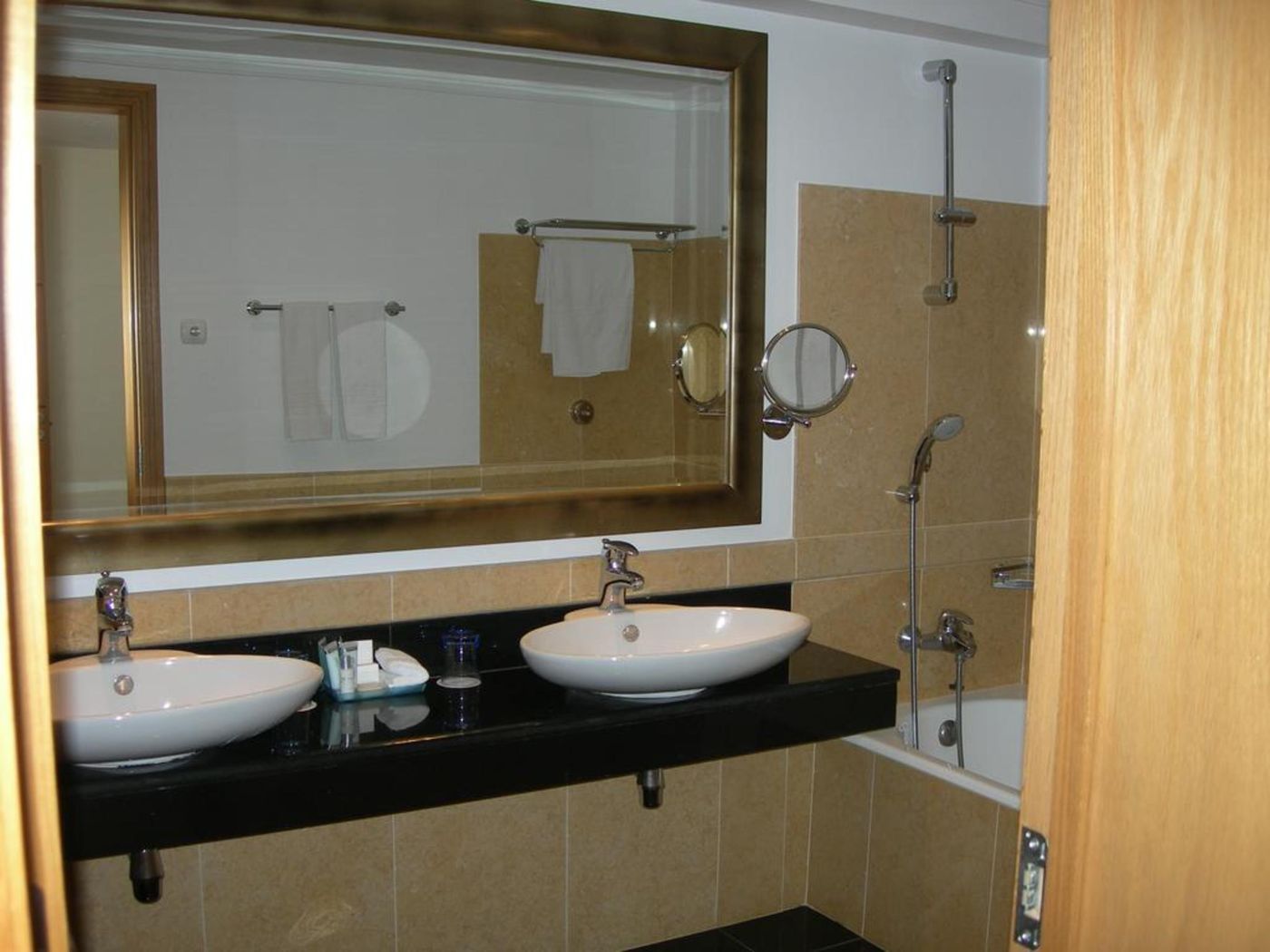 LTI-Pestana-Grand-Ocean-Resort-Hotel-Room-26