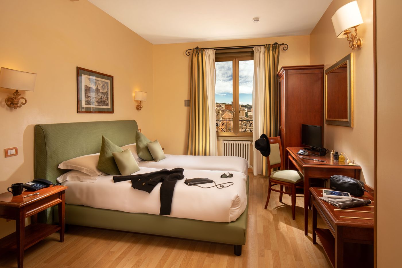 Hotel-Colosseum-Room-6