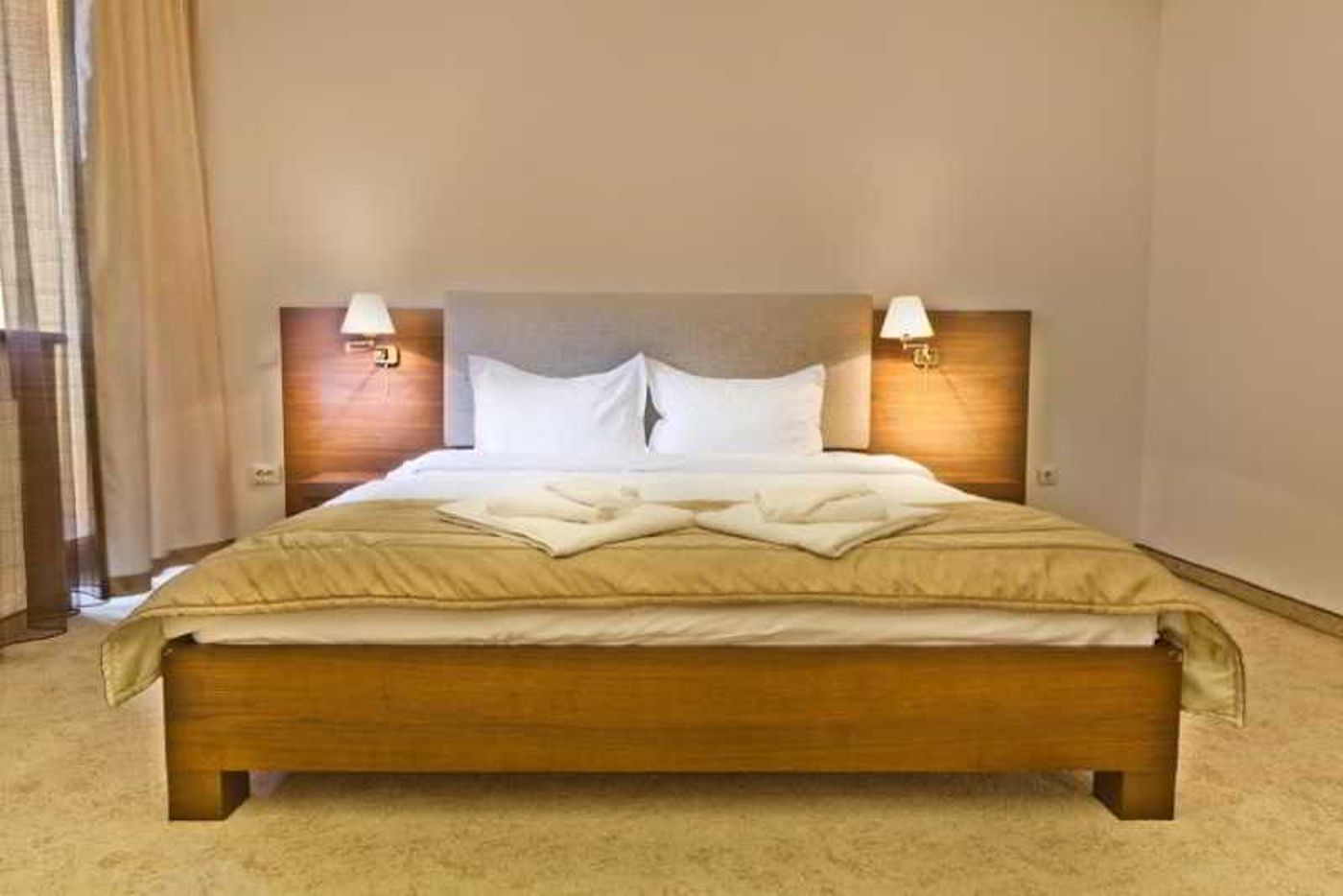 Yesterday Hotel - Romania - Bucharest - Room - 4