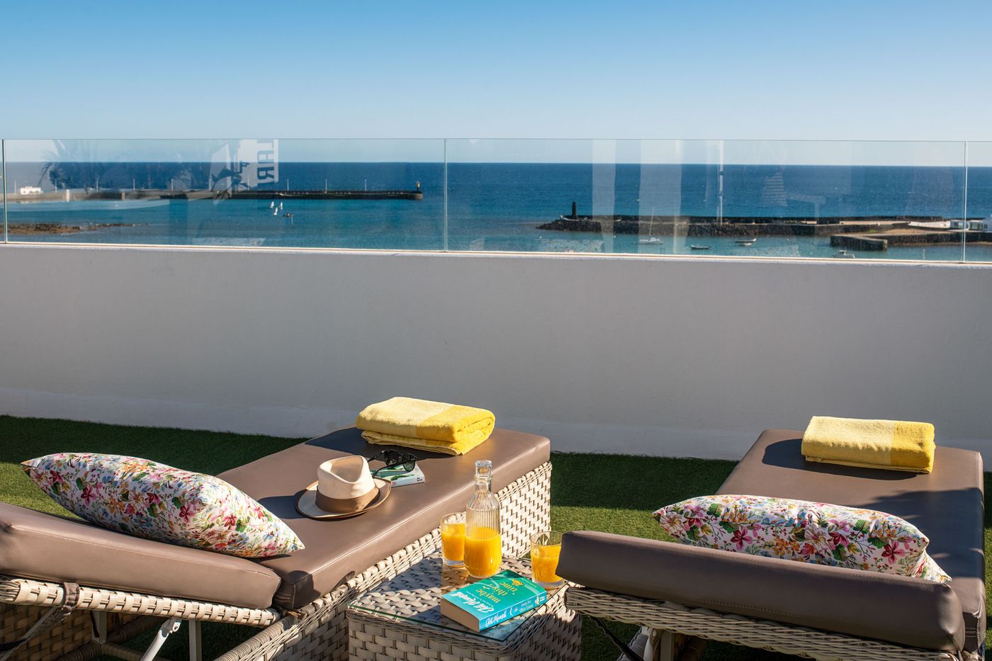 Apartamentos-Islamar-Arrecife-General-view-37