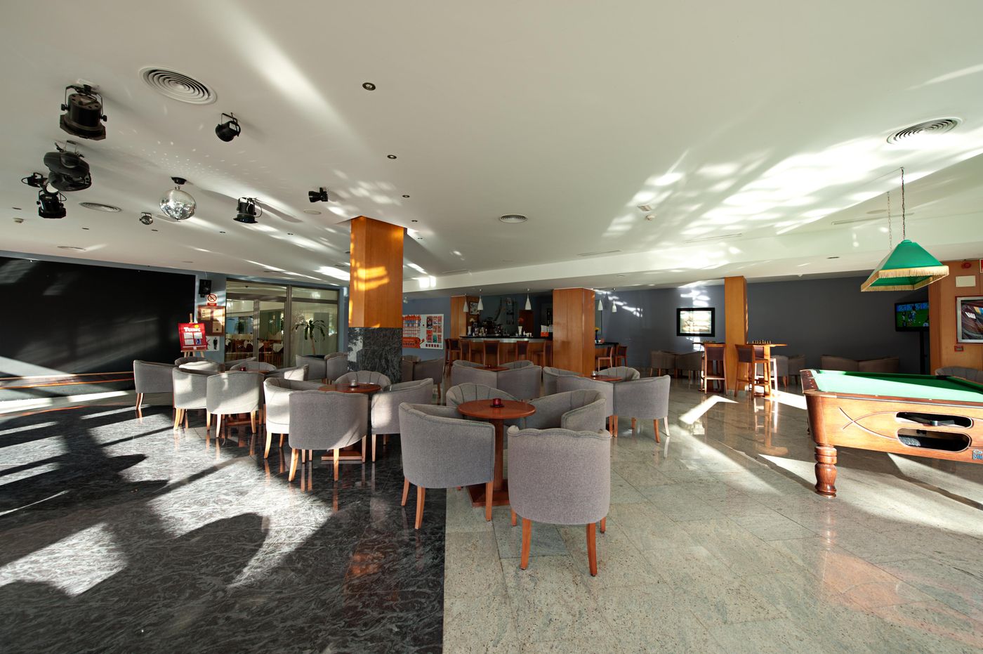 LIVVO-Costa-Taurito---Waterpark-Lobby-49