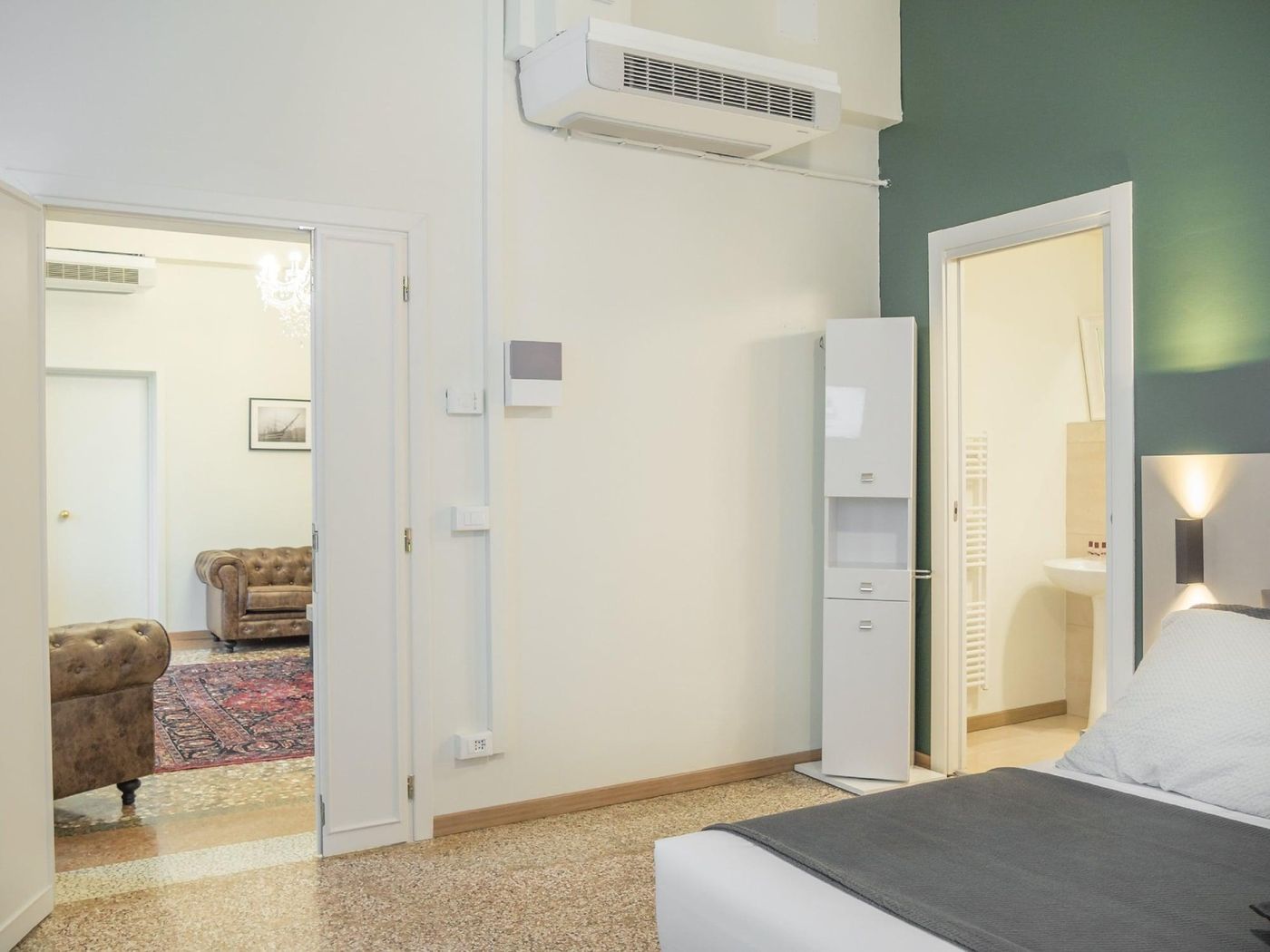 Grand-Canal-Suites-Room-36