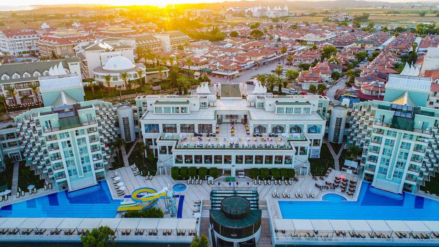 New - Royal Atlantis Spa & Resort