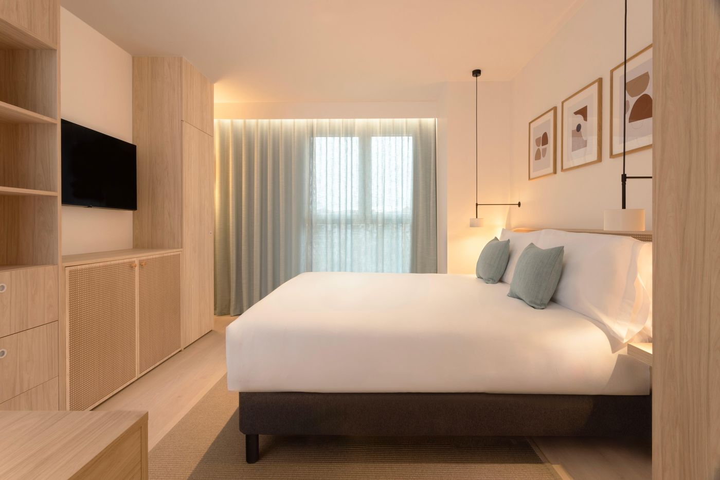 Staybridge-Suites-Malaga-Room-5