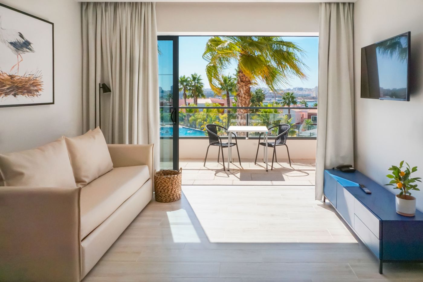 Vitor-s-Village-Room-70