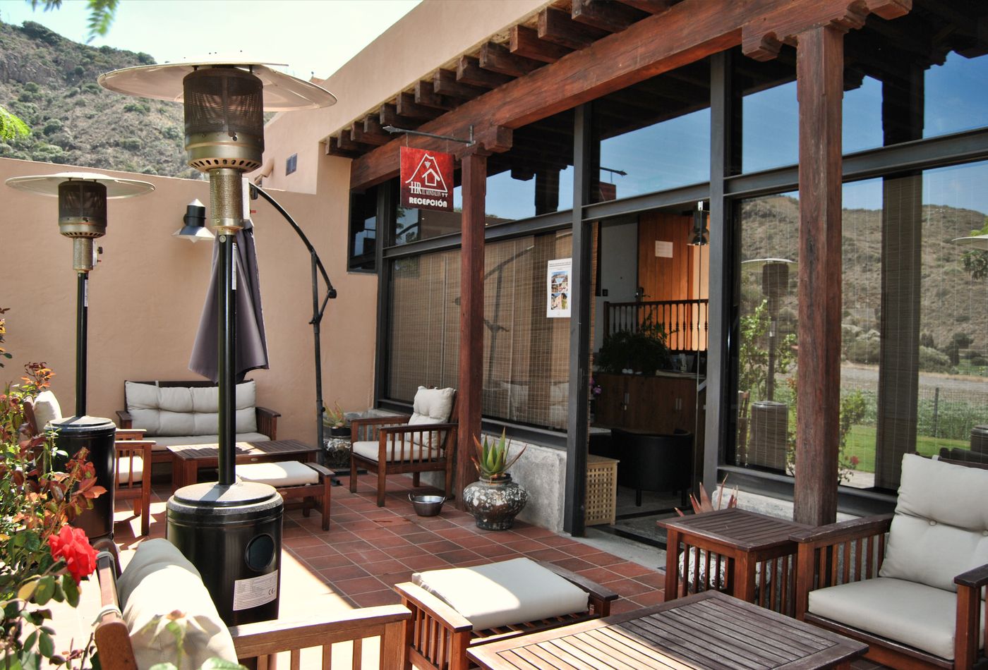 Hotel-Rural-El-Mondalon-Lobby-23