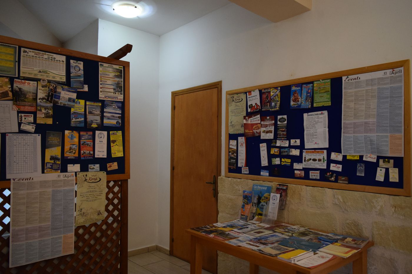 Anna-Hotel-Apartments-Lobby-42