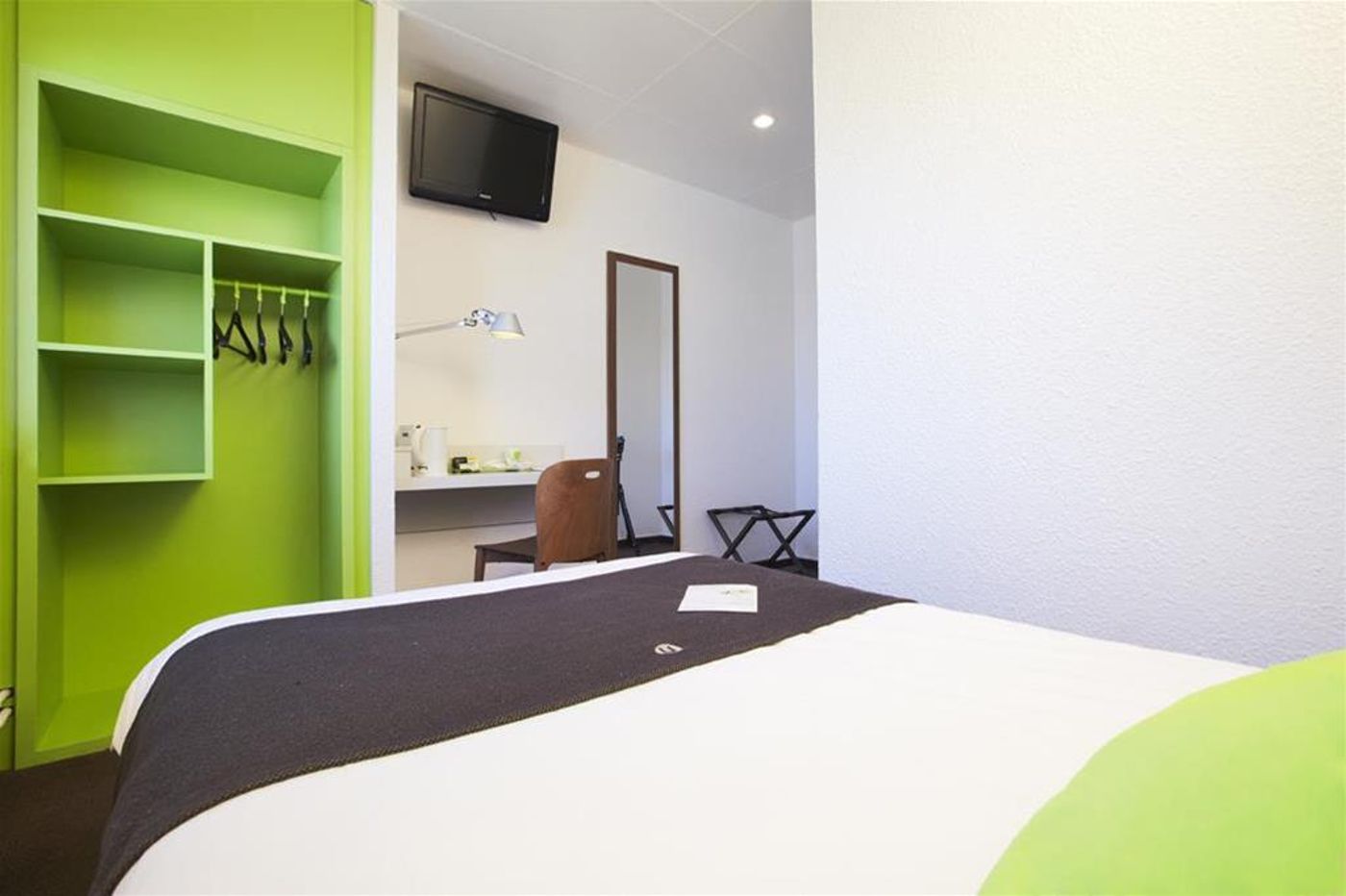 Campanile-Creteil-Centre-General-view-6