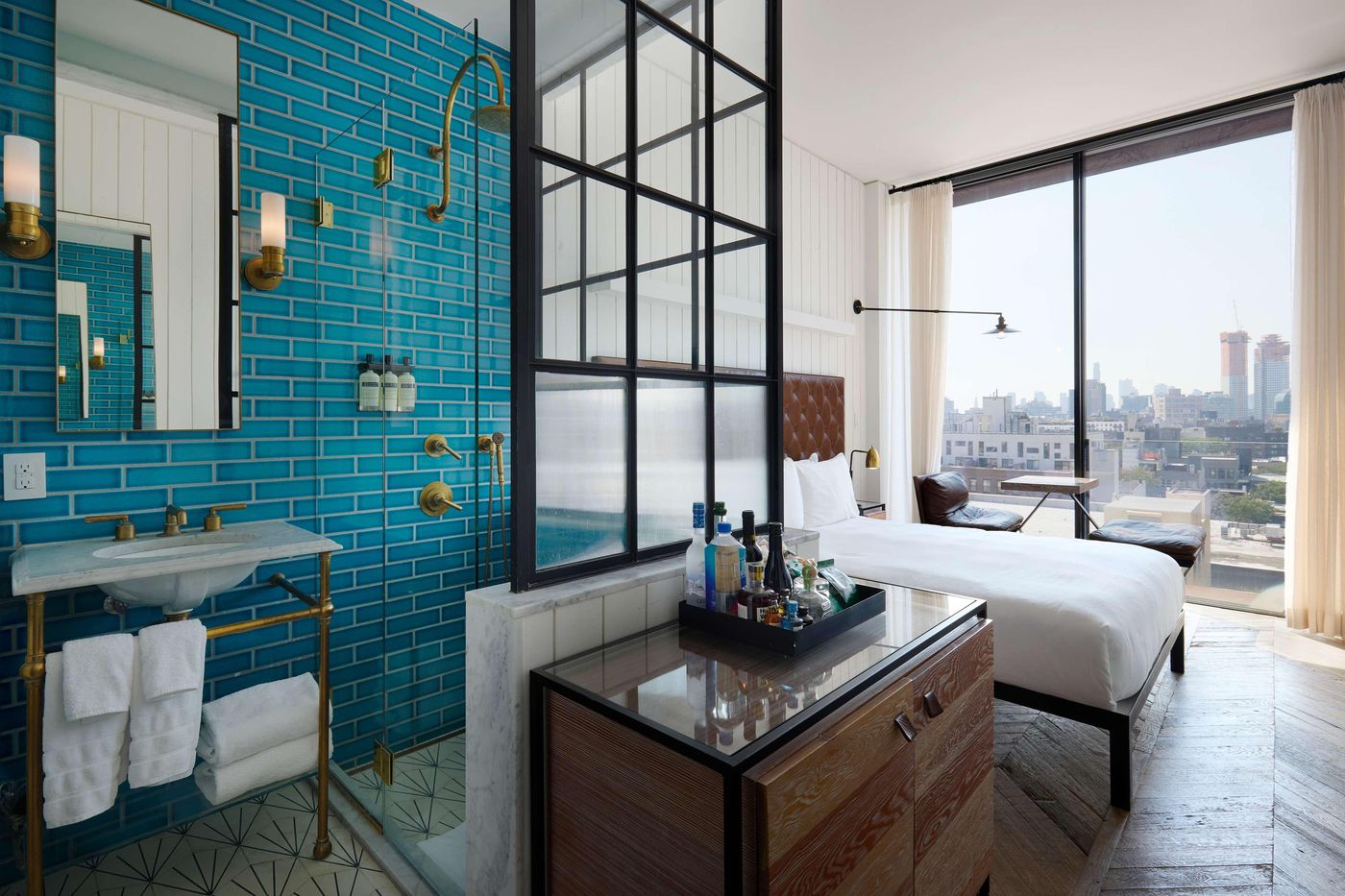 Arlo-Williamsburg-Room-18