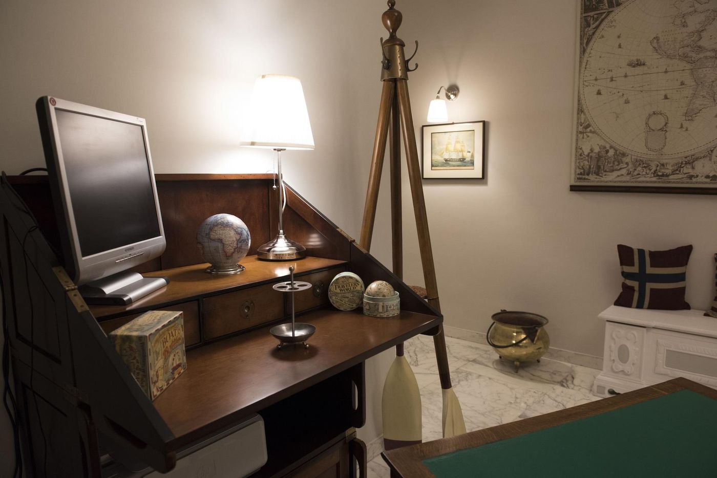 Authentic-Sweet-Home-Room-4