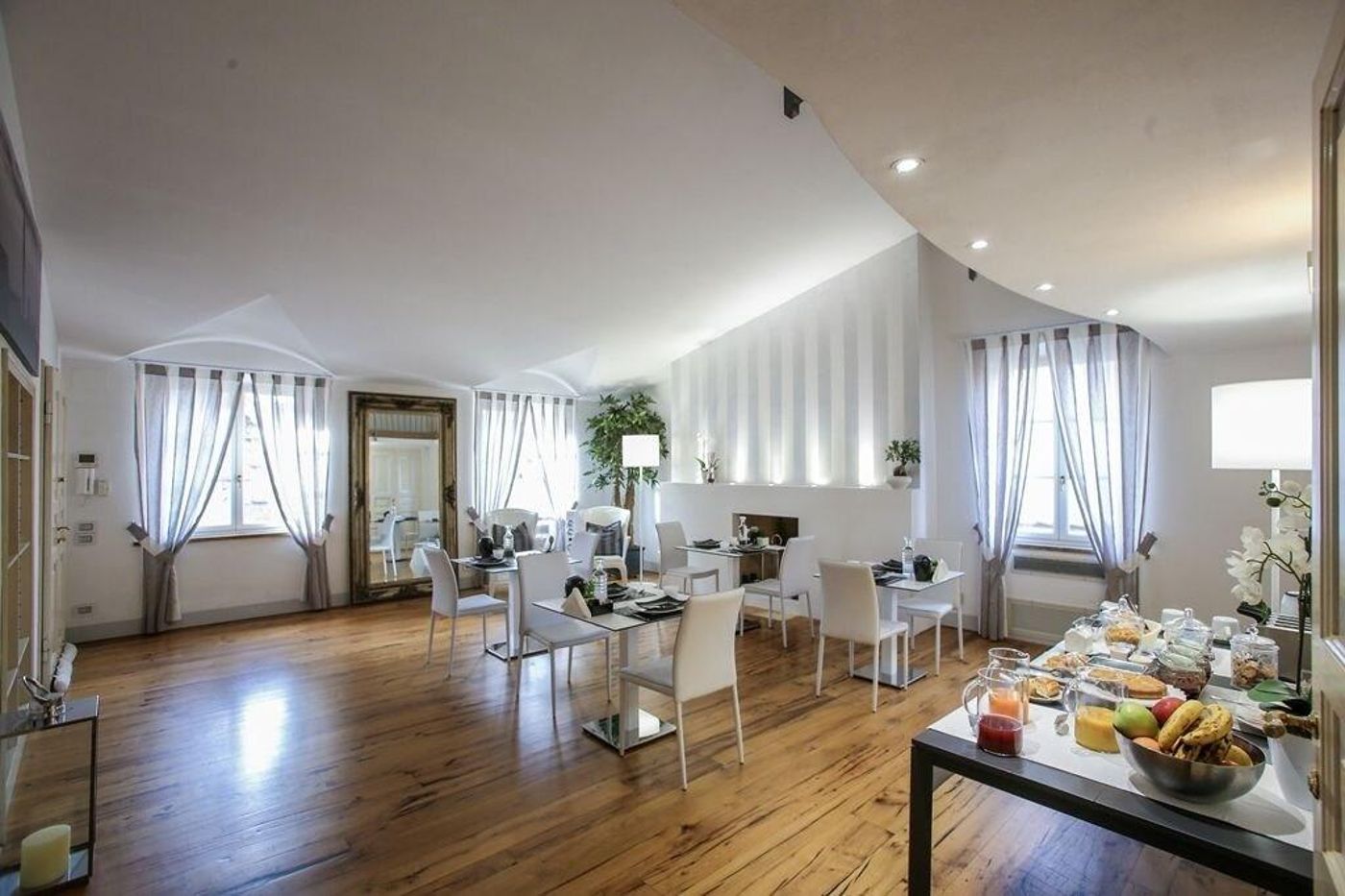 B-B-Le-Logge-Luxury-Rooms-Restaurant-11